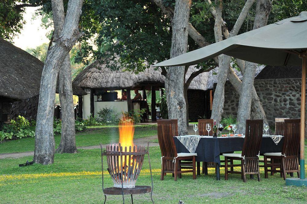 Three Cities Thorntree River Lodge Livingstone Dış mekan fotoğraf