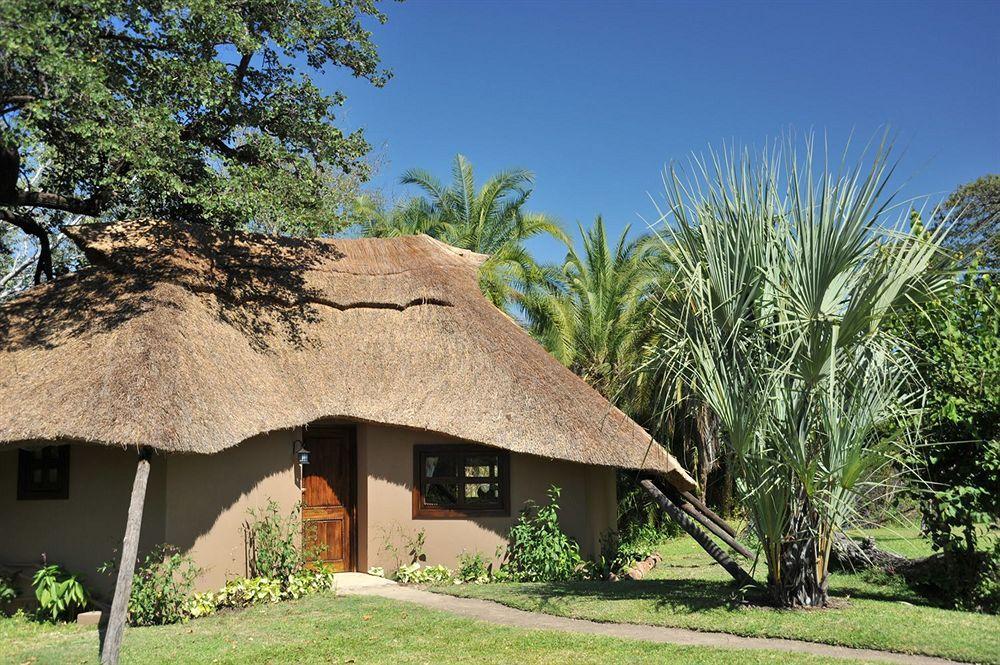 Three Cities Thorntree River Lodge Livingstone Dış mekan fotoğraf
